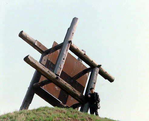 Ale� Vesel�, socha� (1999)